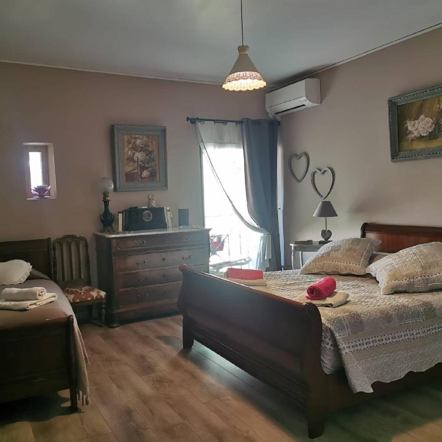 Le Clos Des Aramons Bernis Eksteriør billede