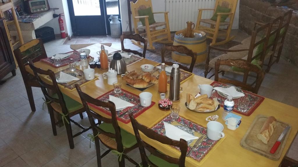 Le Clos Des Aramons Bernis Eksteriør billede
