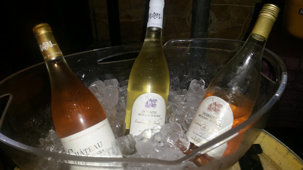 Le Clos Des Aramons Bernis Eksteriør billede