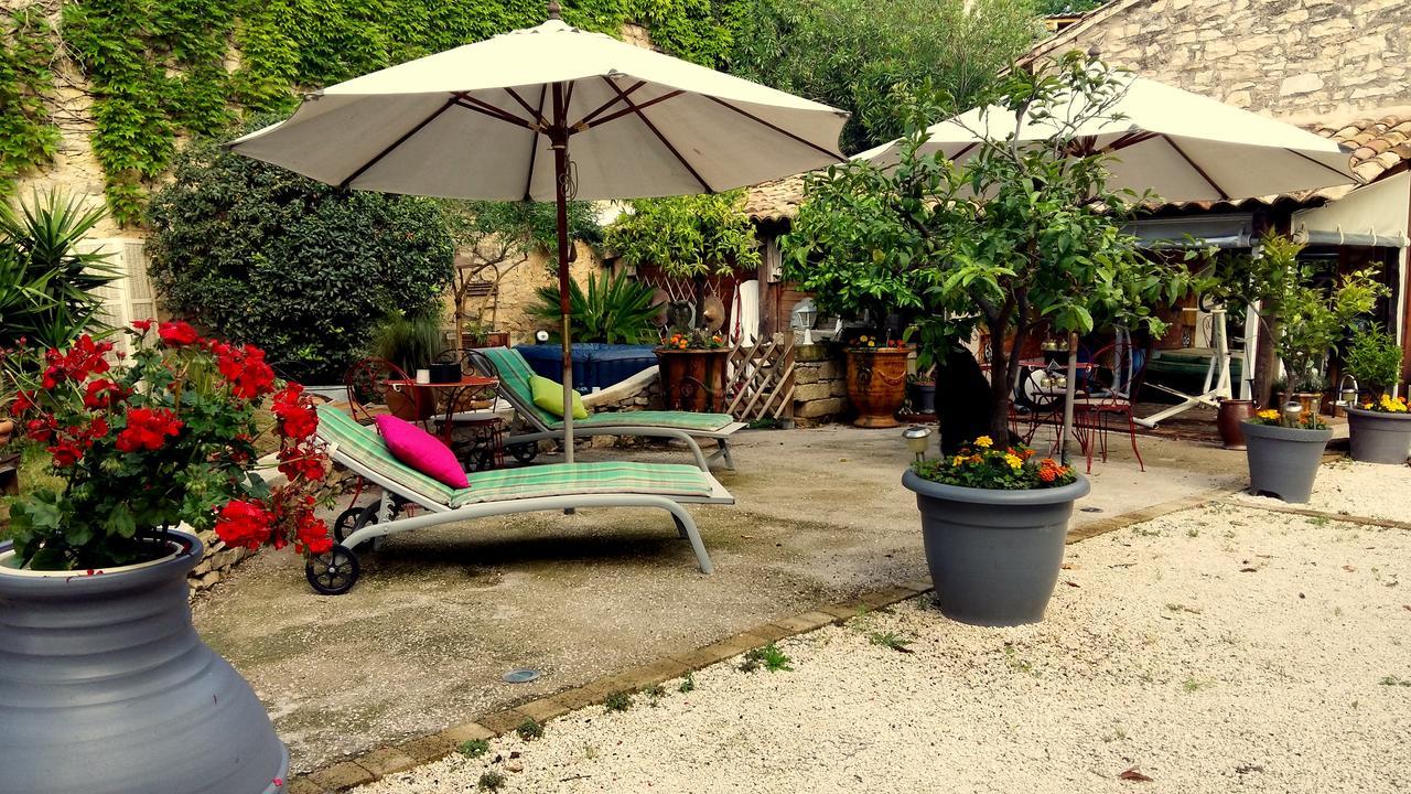 Le Clos Des Aramons Bernis Eksteriør billede